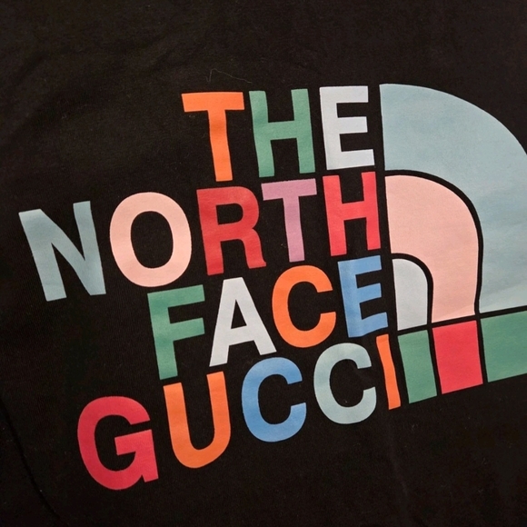 GUCCI x The North Face (Unisex) T-shirt Black Size Small (EUC) - Picture 4 of 5